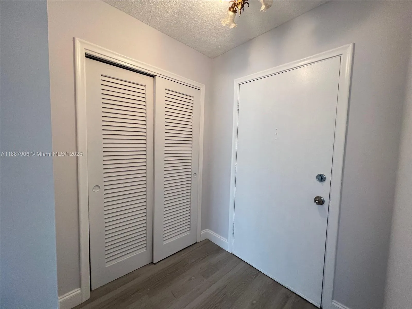 301 NE 14th Ave, #608