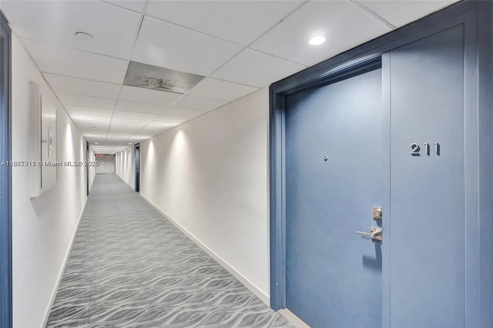 20 Island Ave, #211
