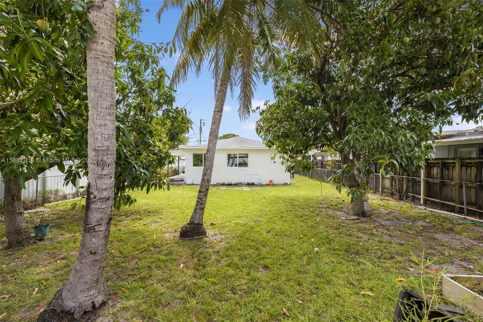 1232 NW 32nd Pl, #1
