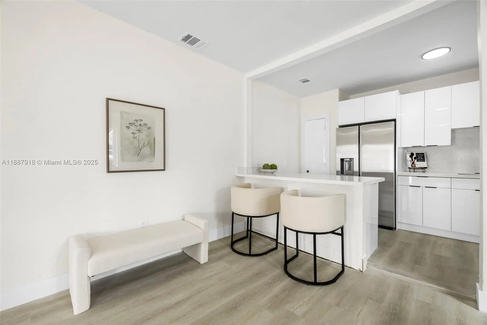 1232 NW 32nd Pl, #1