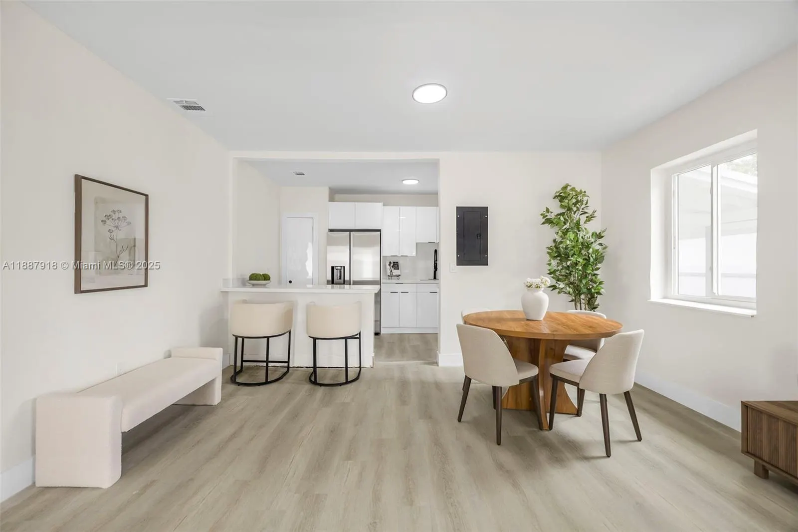 1232 NW 32nd Pl, #1