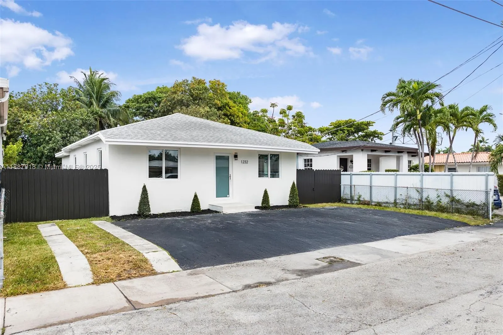 1232 NW 32nd Pl, #1