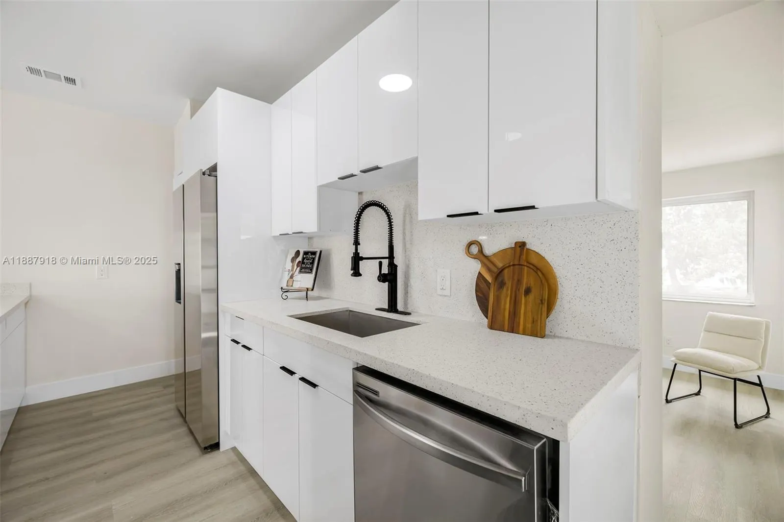 1232 NW 32nd Pl, #1