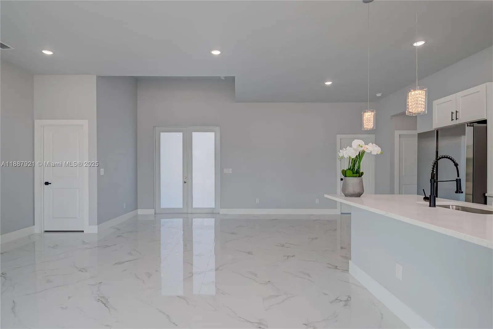 3417 71st