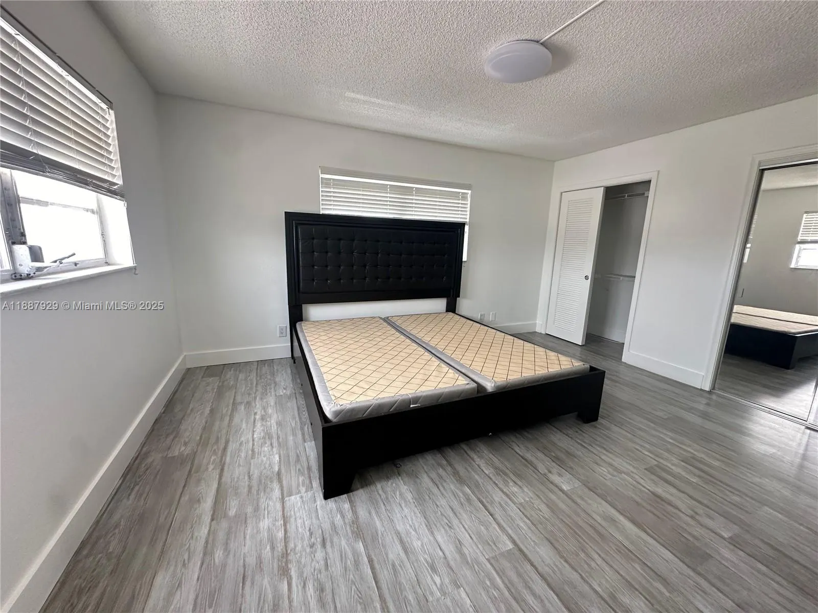900 NE 12th Ave, #501