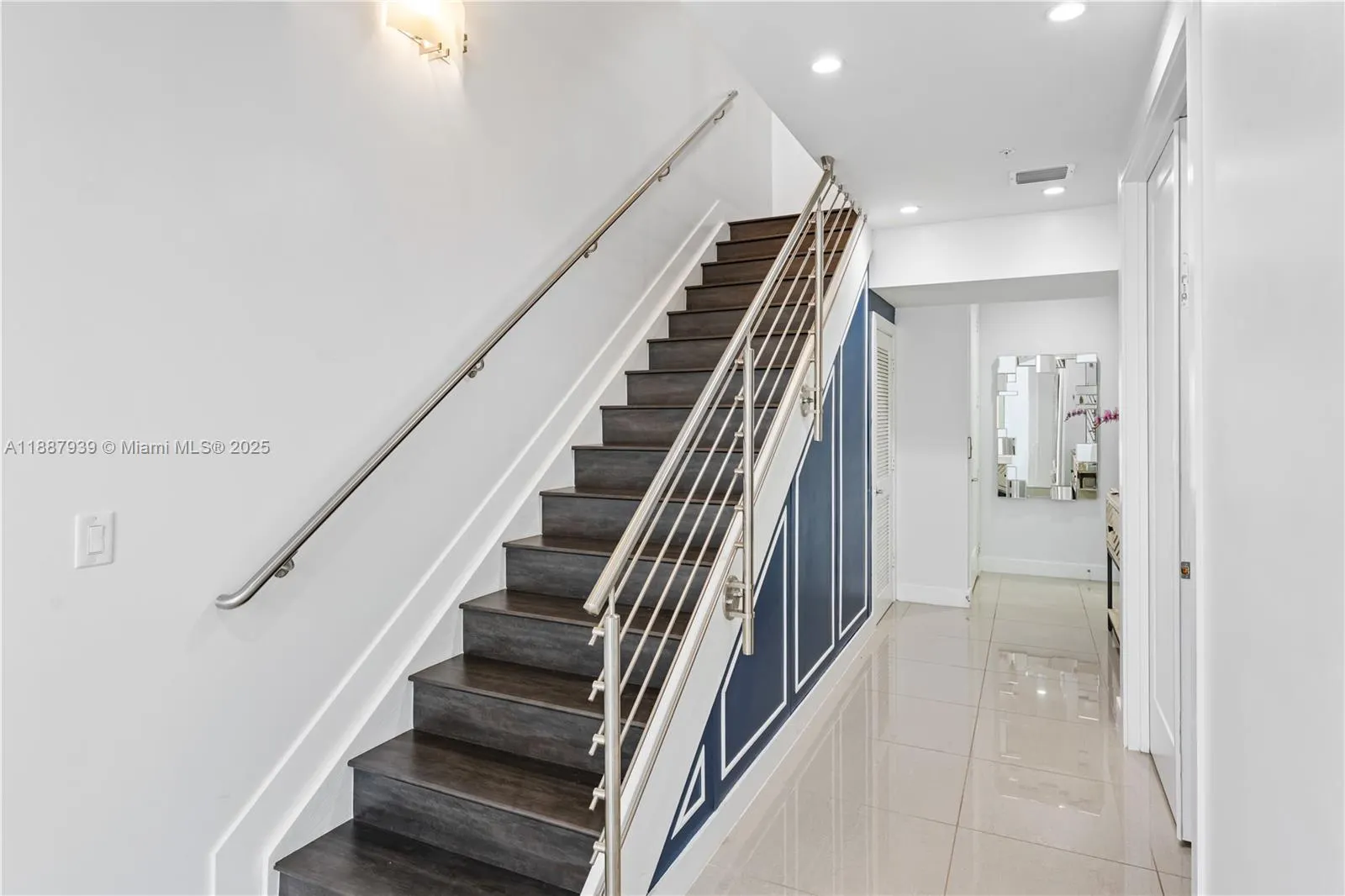 10354 NW 64th St