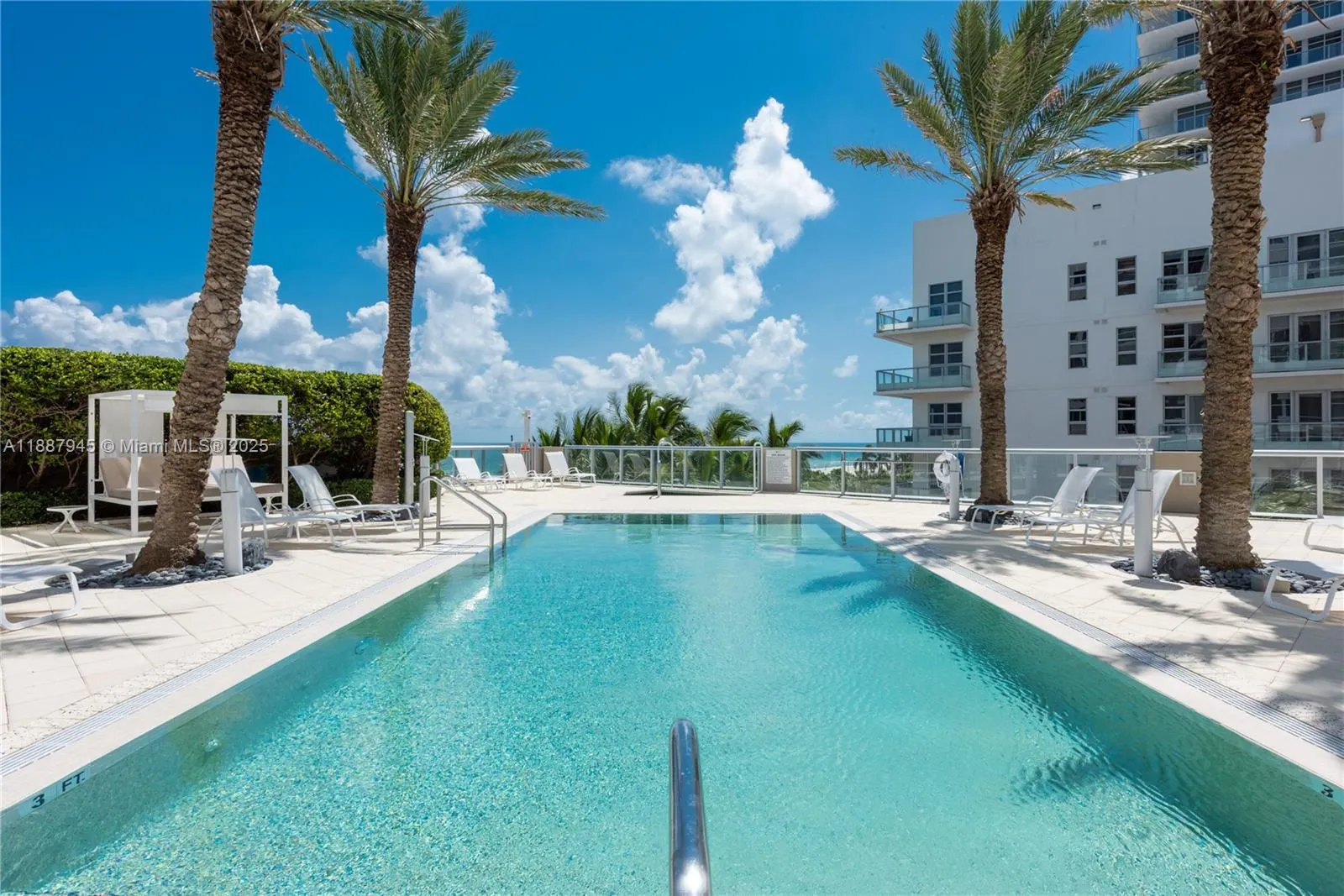 3801 Collins Ave, #1502
