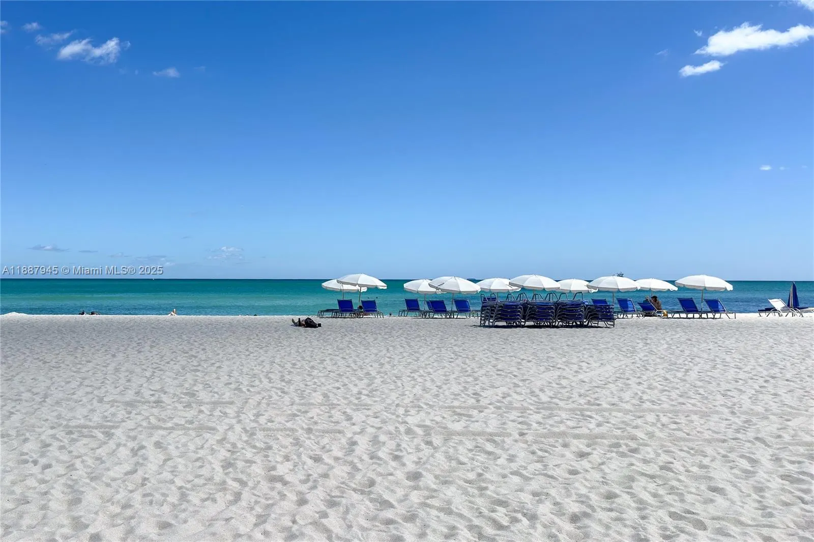 3801 Collins Ave, #1502