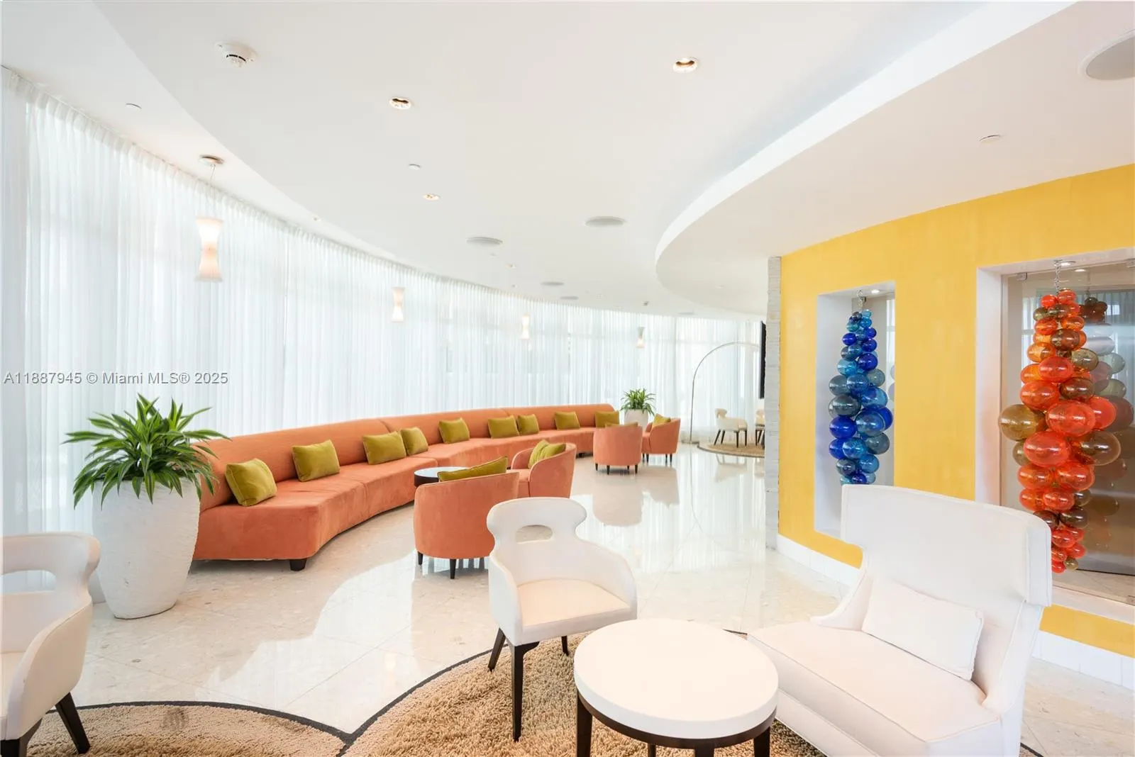 3801 Collins Ave, #1502