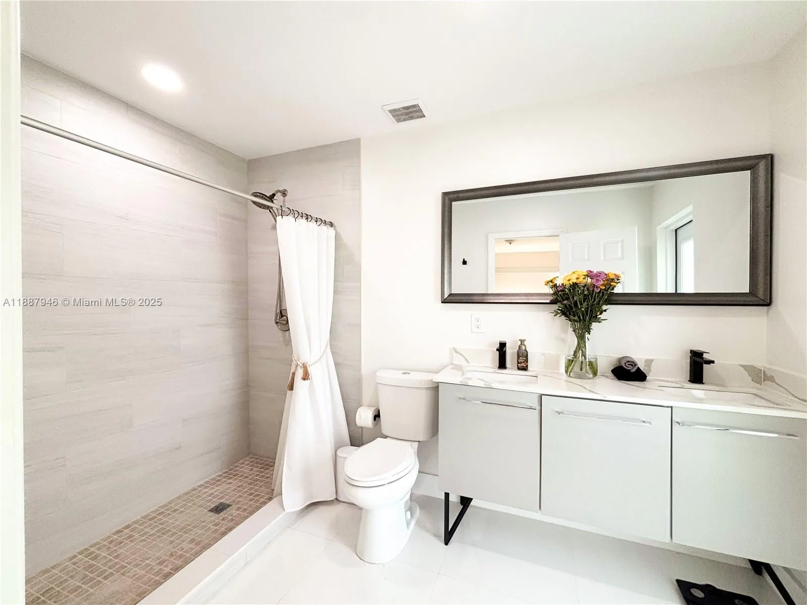 9420 Dominican Dr