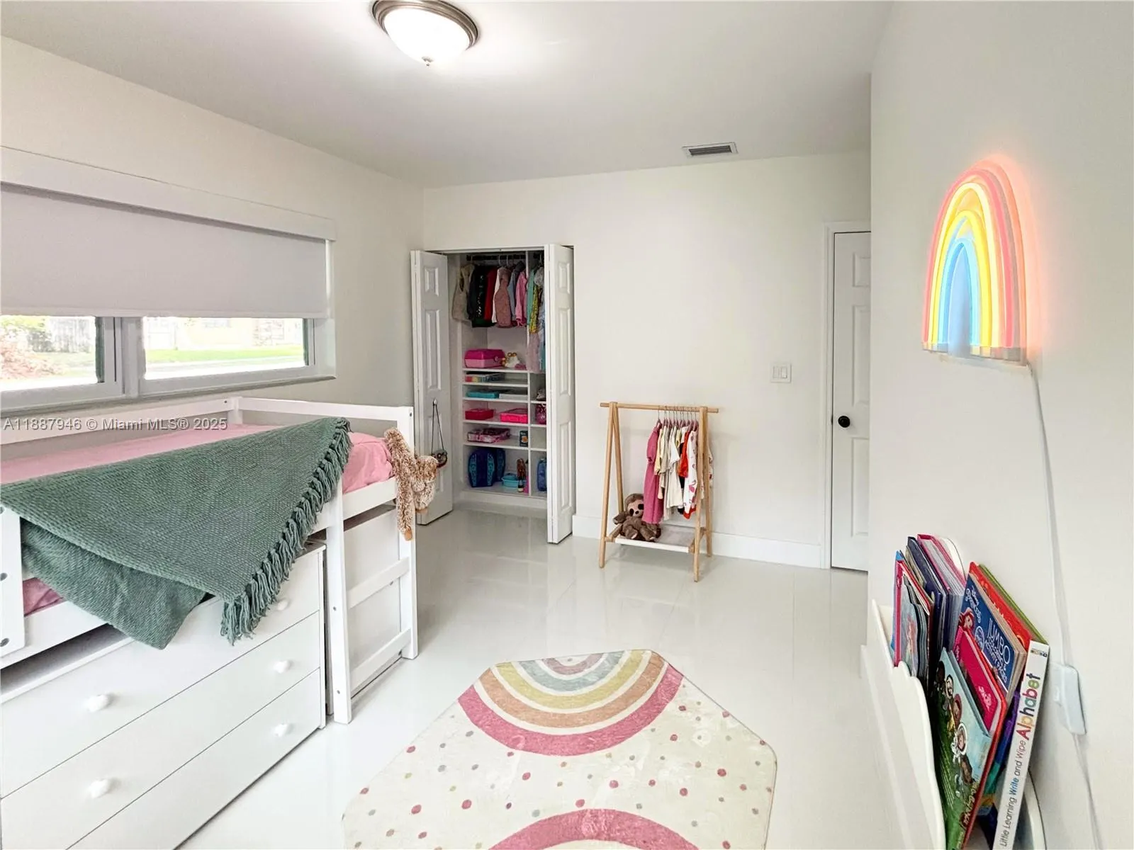 9420 Dominican Dr