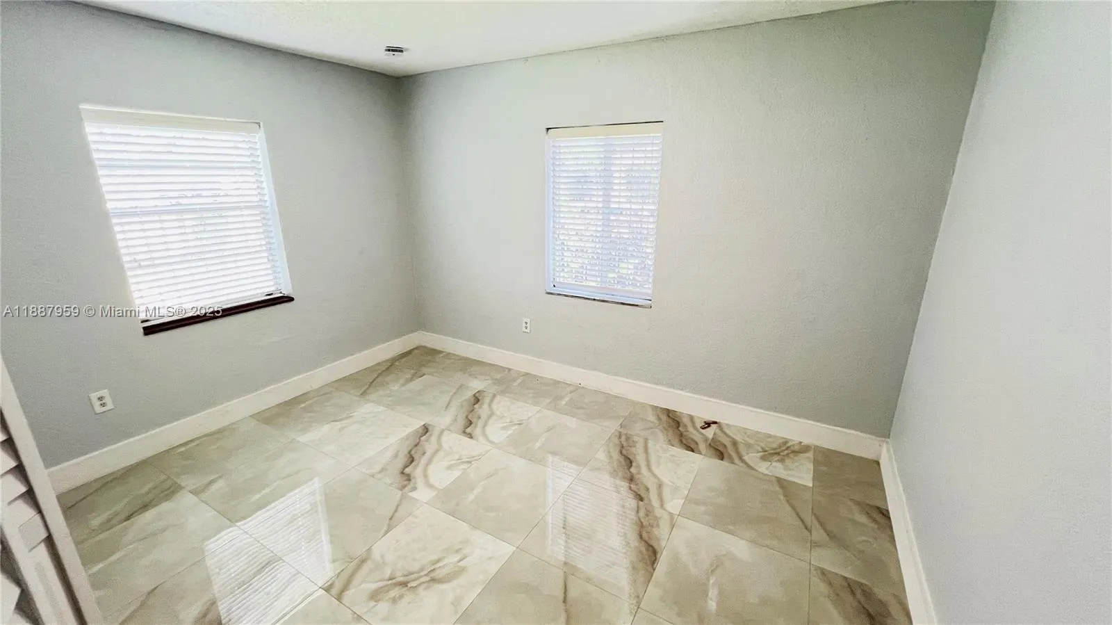 2450 NW 60th St