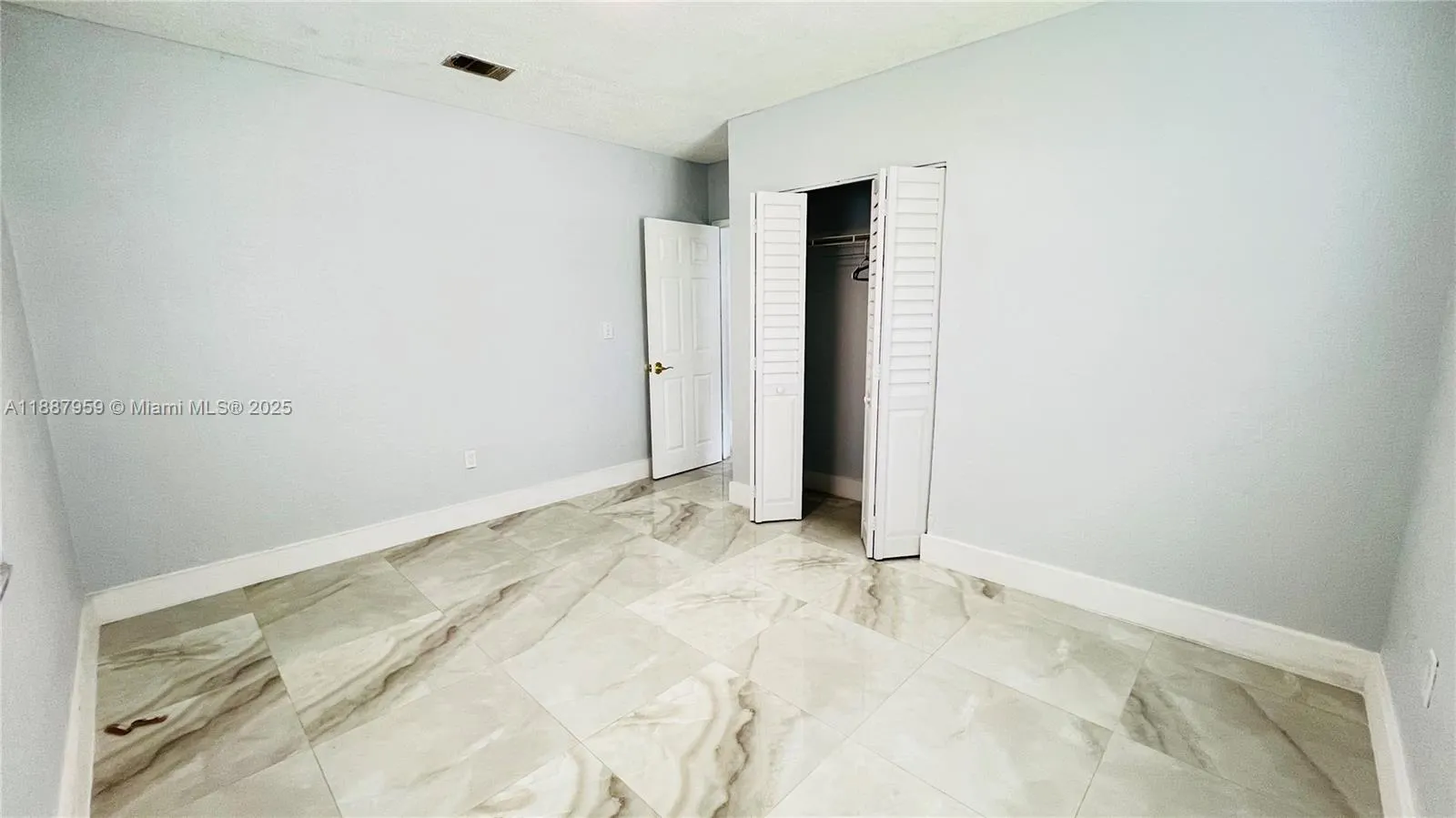 2450 NW 60th St