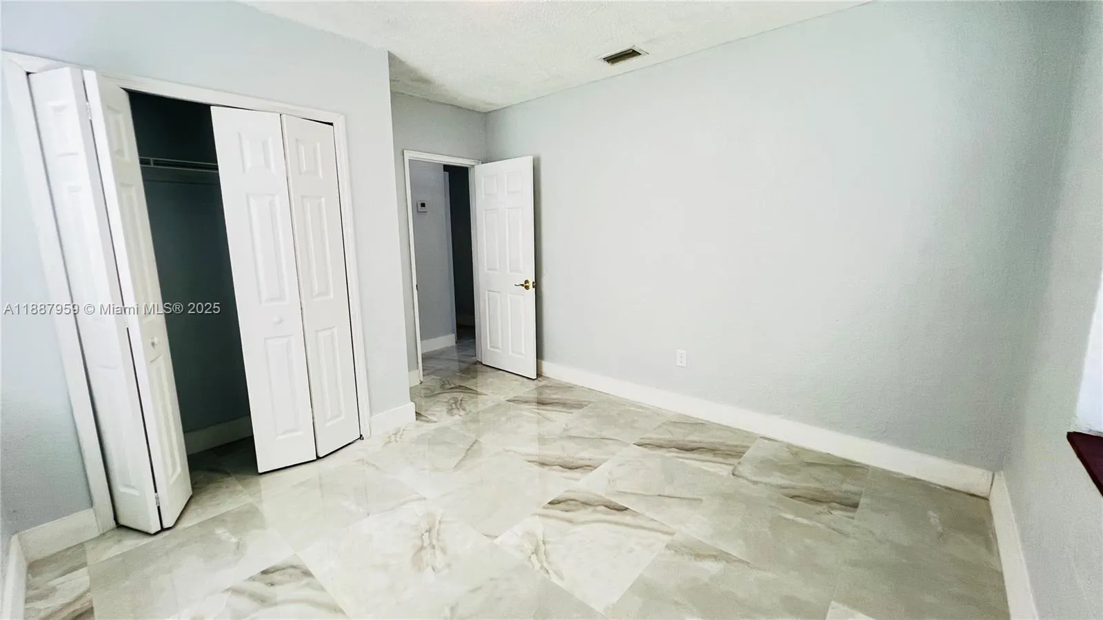 2450 NW 60th St