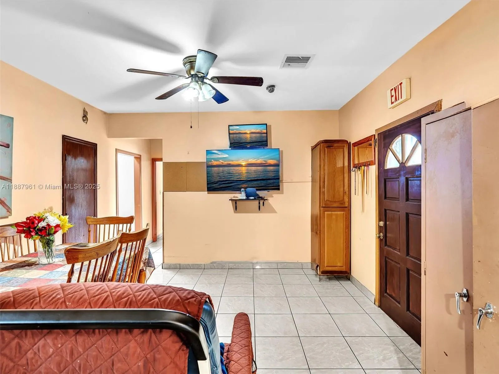 520 NW 49th St