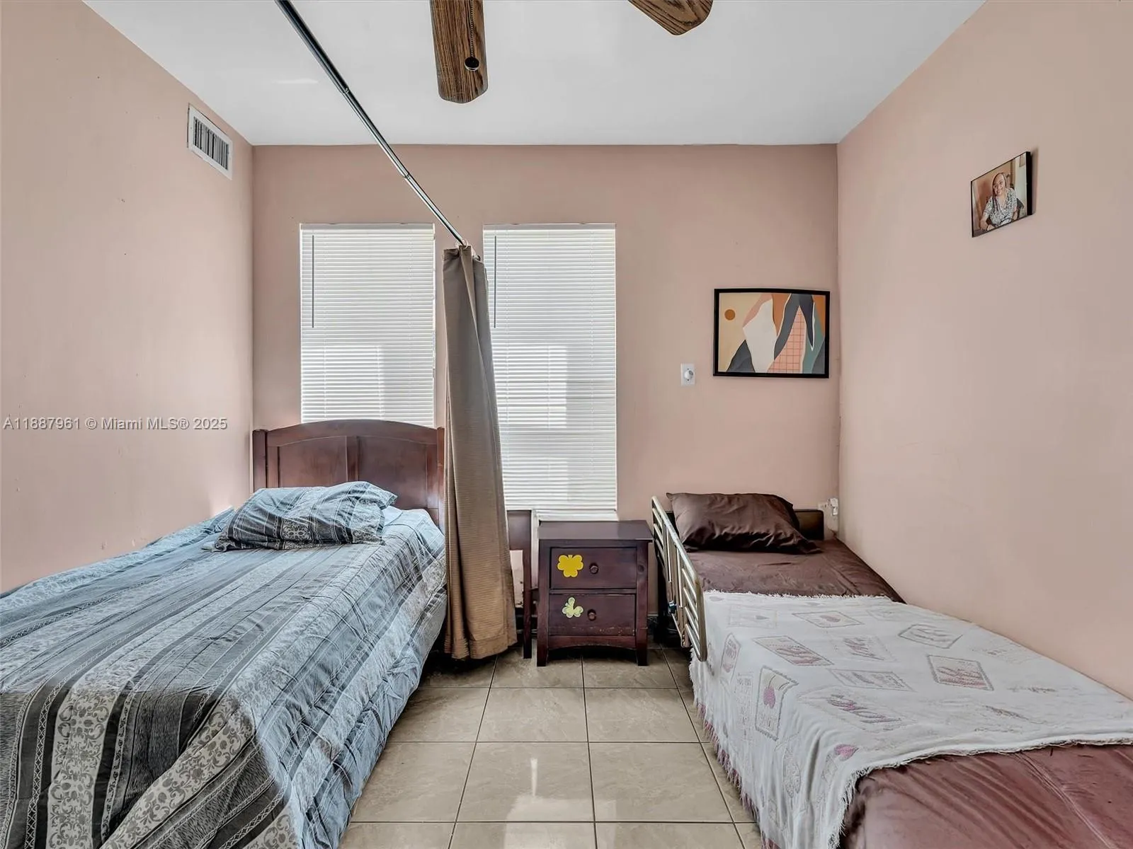 520 NW 49th St
