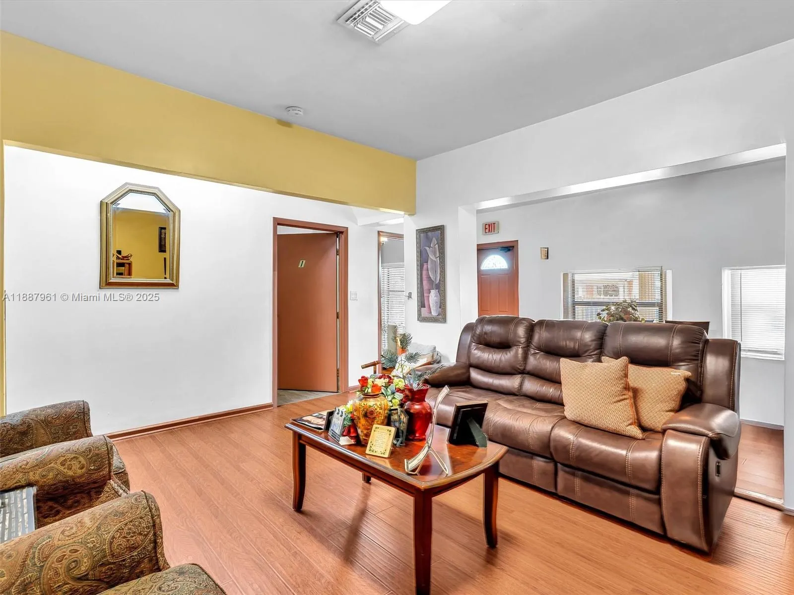 520 NW 49th St
