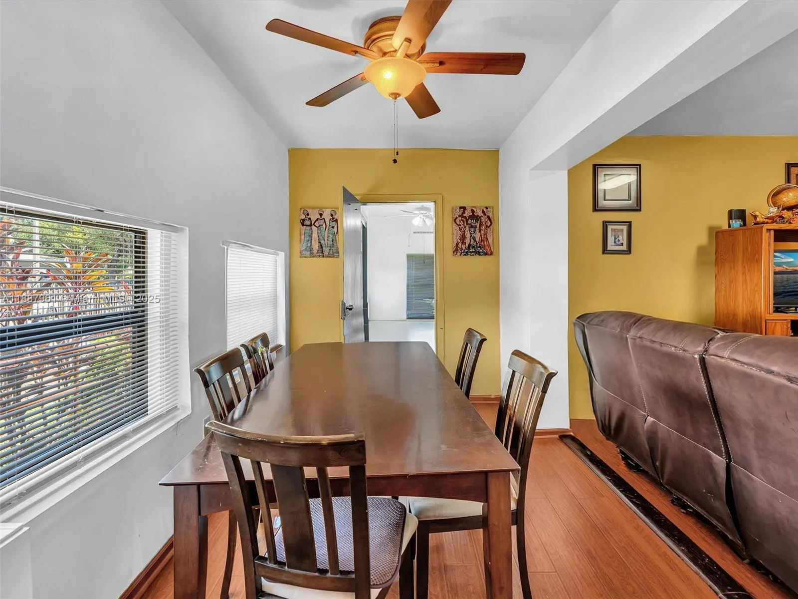 520 NW 49th St