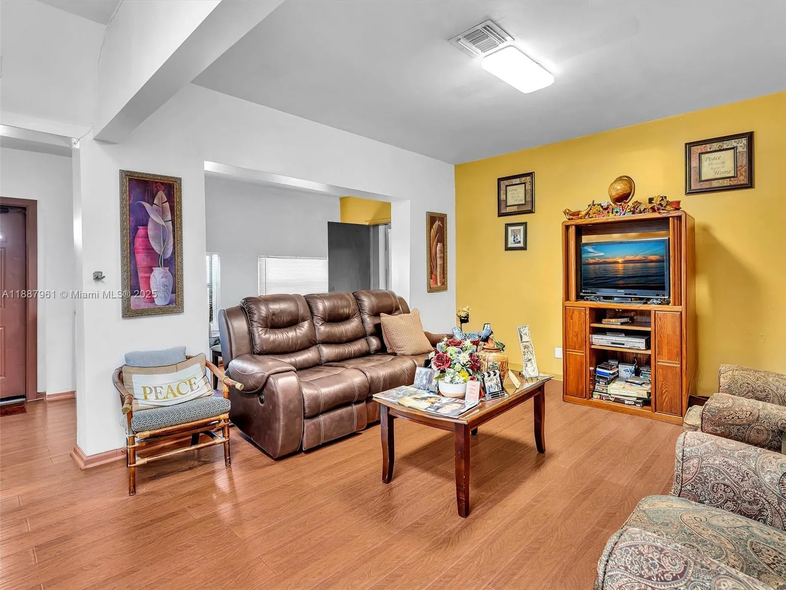 520 NW 49th St