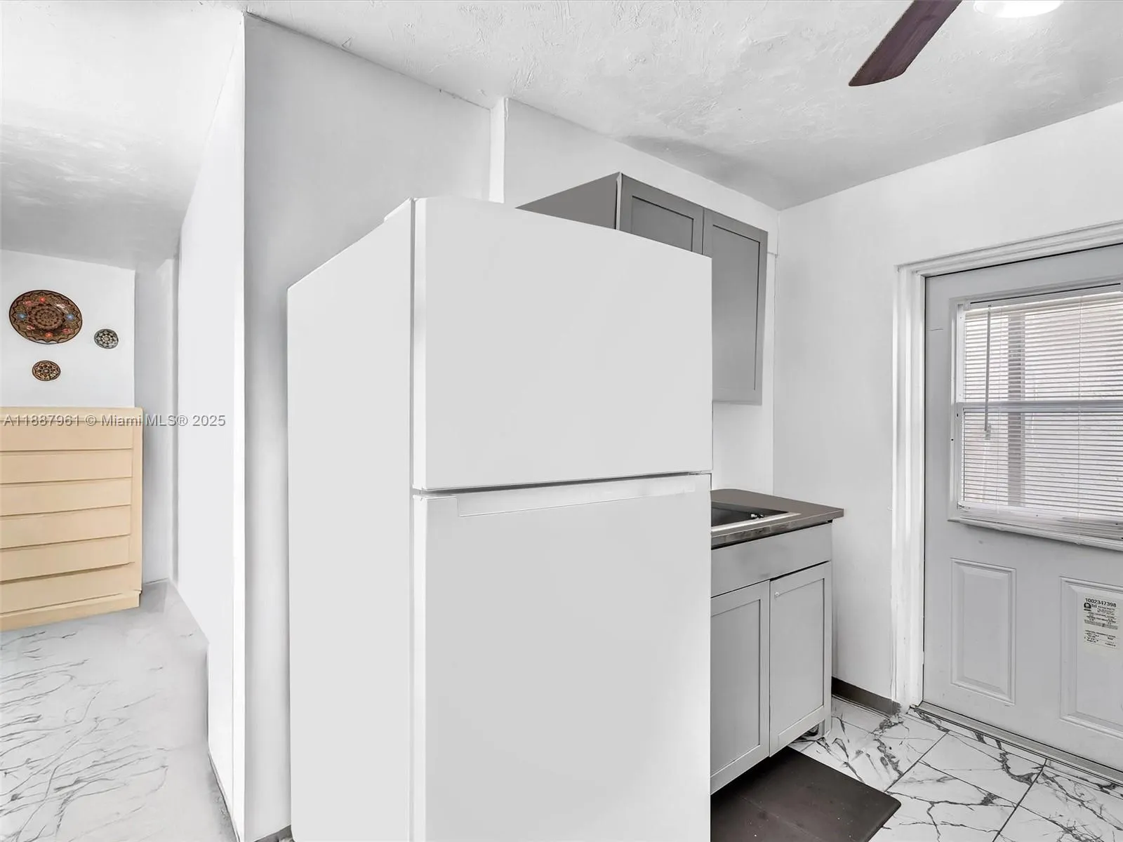 520 NW 49th St
