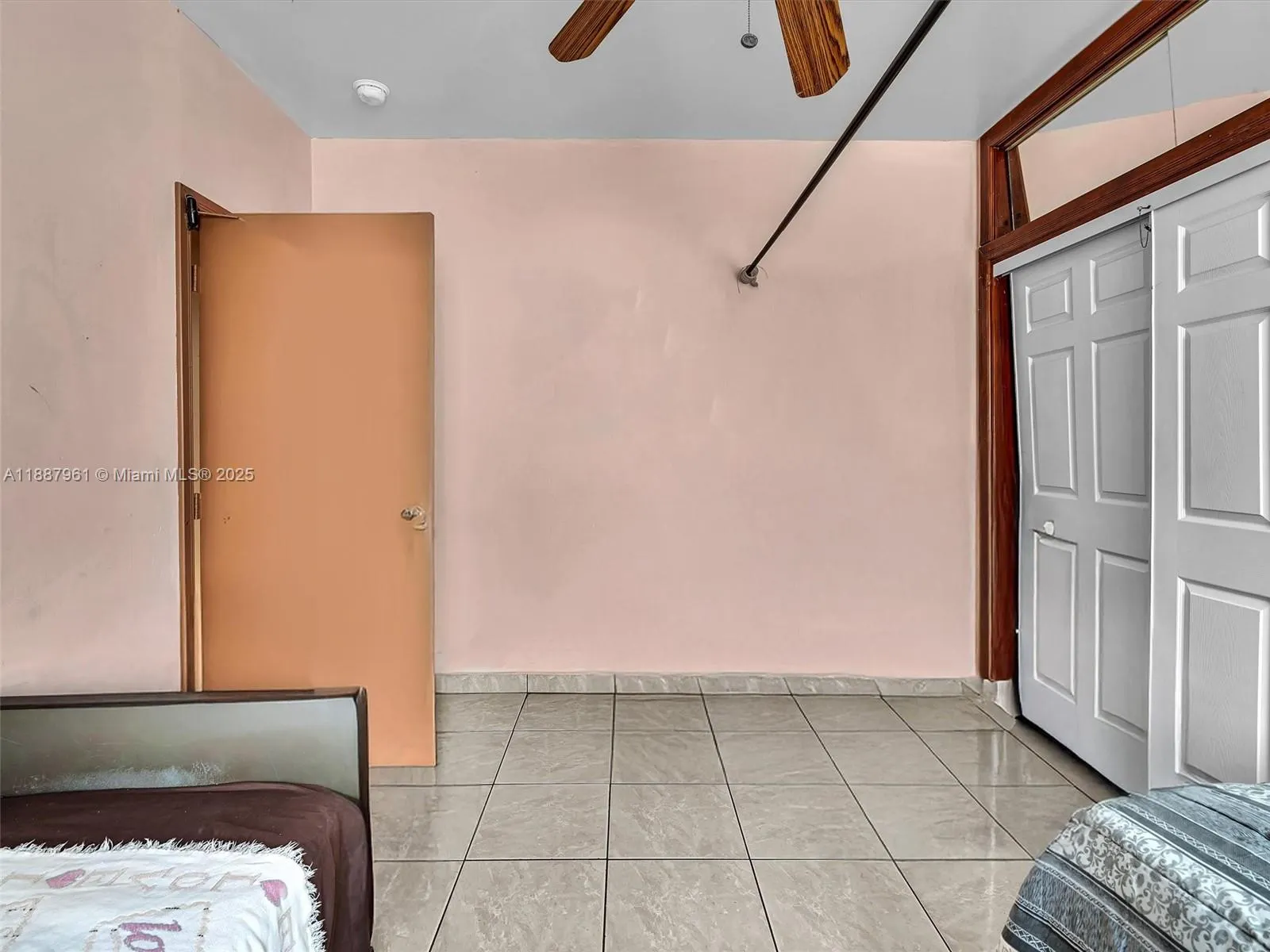 520 NW 49th St