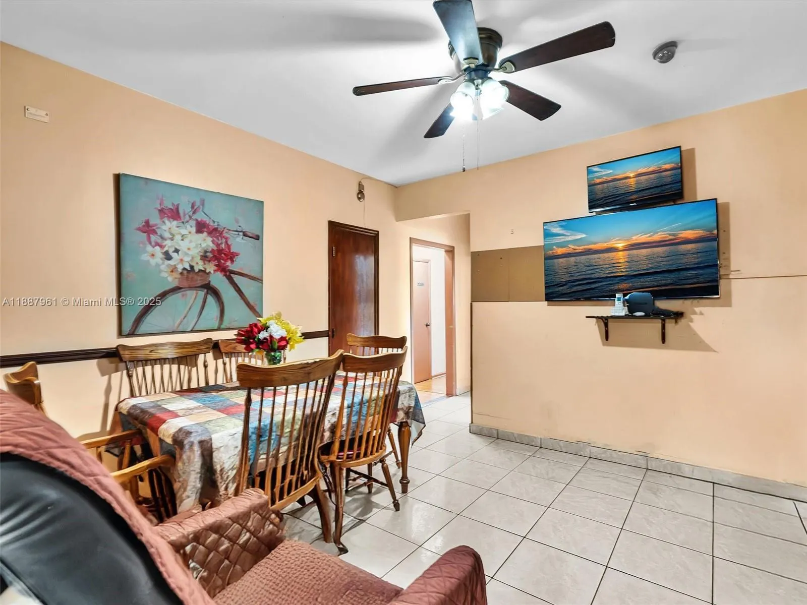 520 NW 49th St