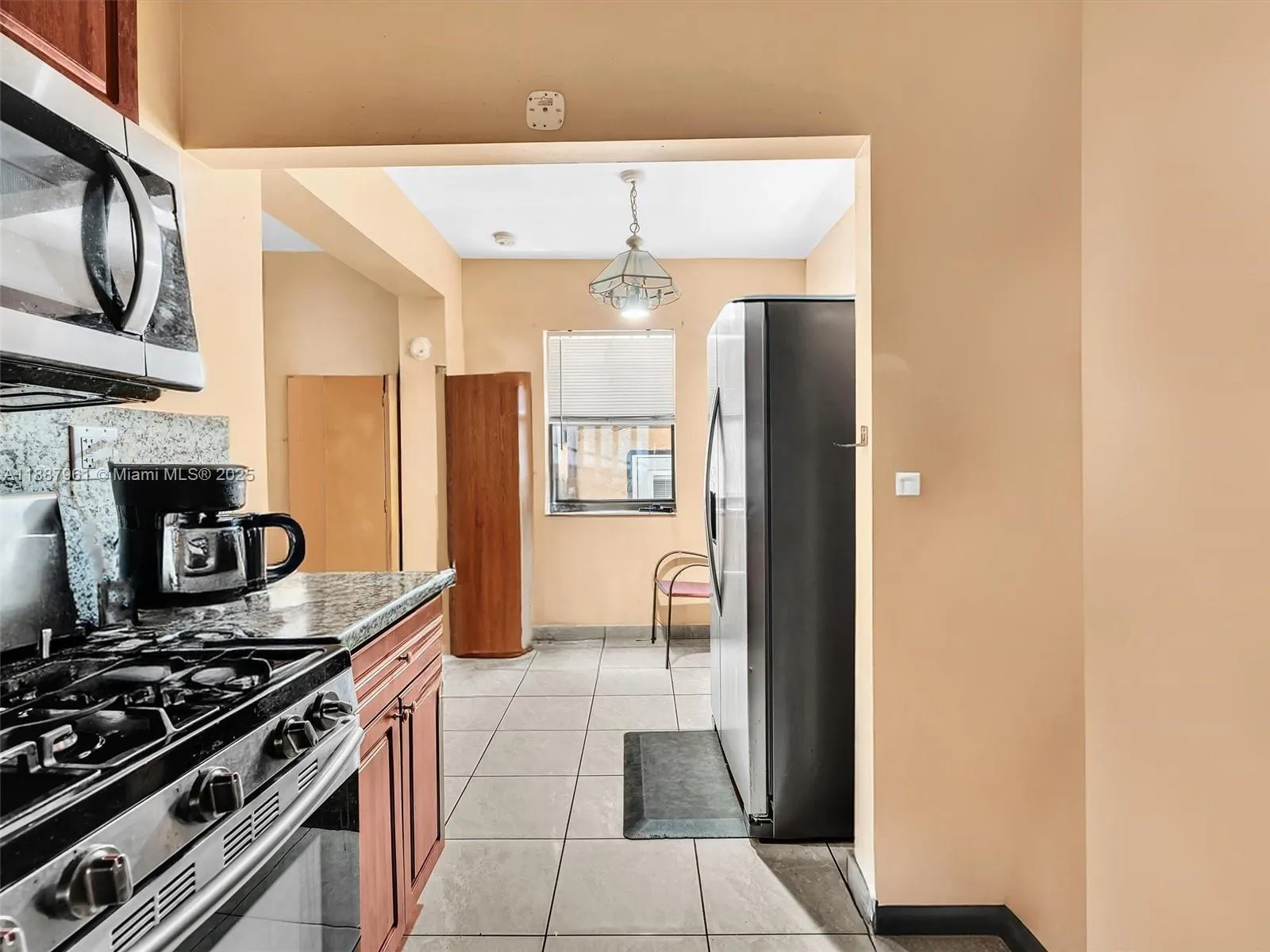 520 NW 49th St