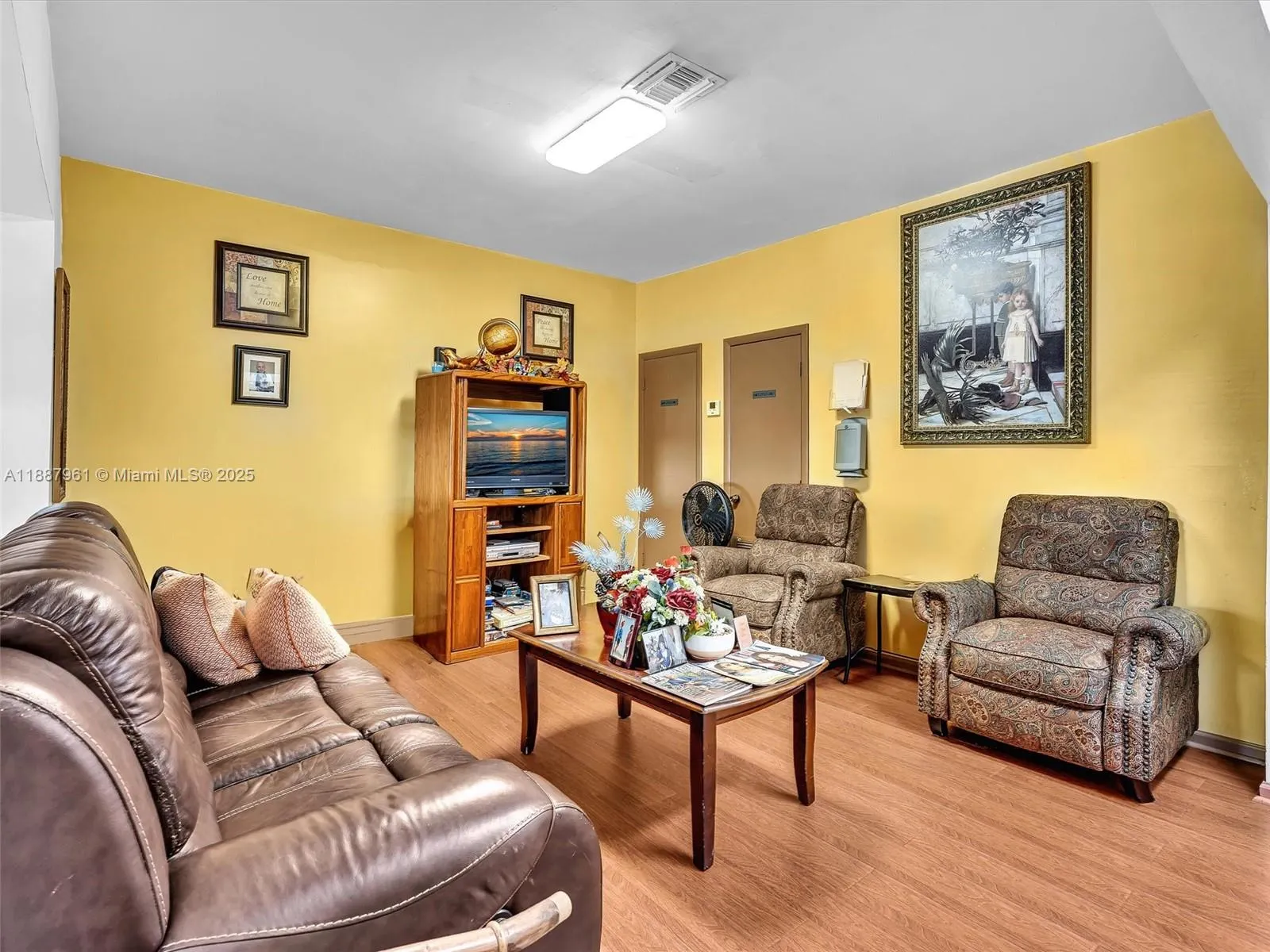 520 NW 49th St
