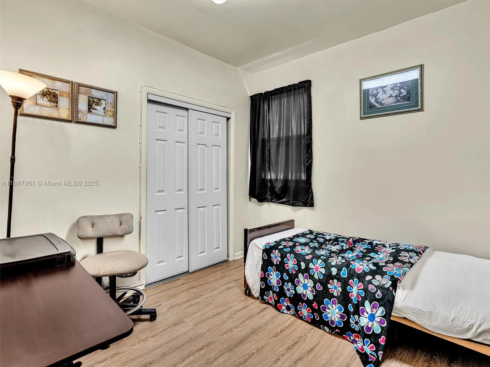520 NW 49th St