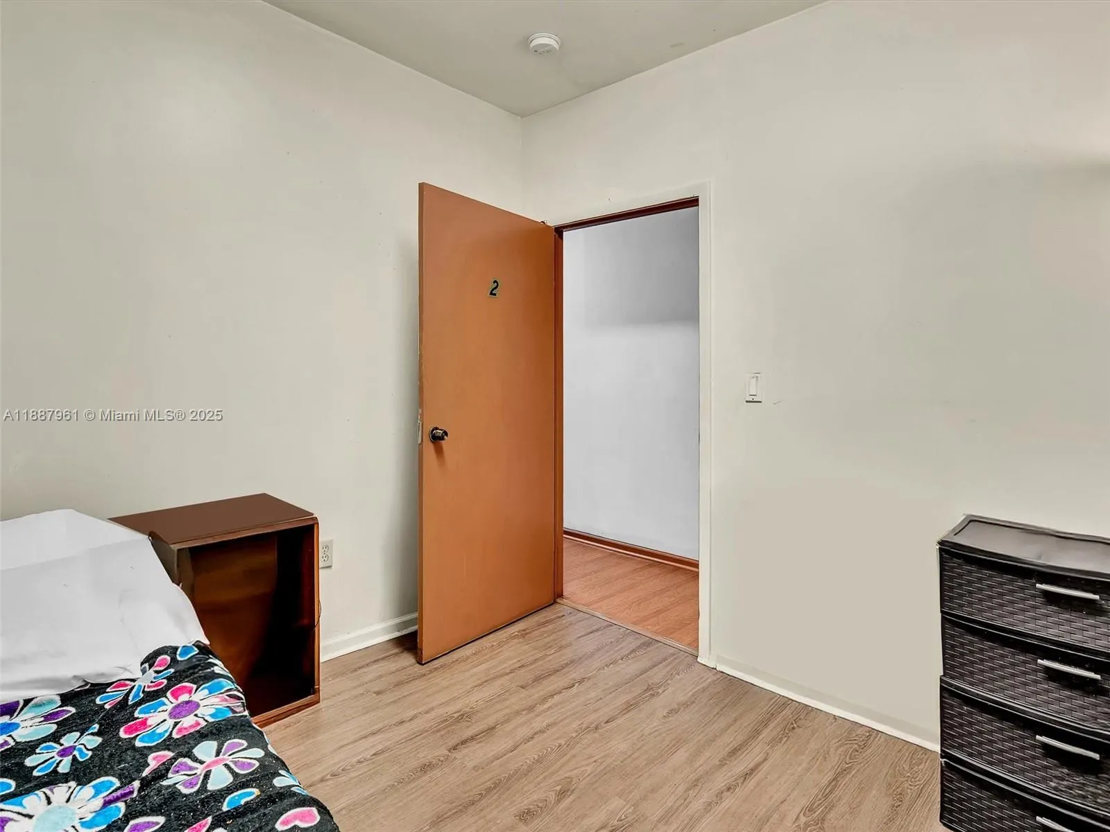 520 NW 49th St