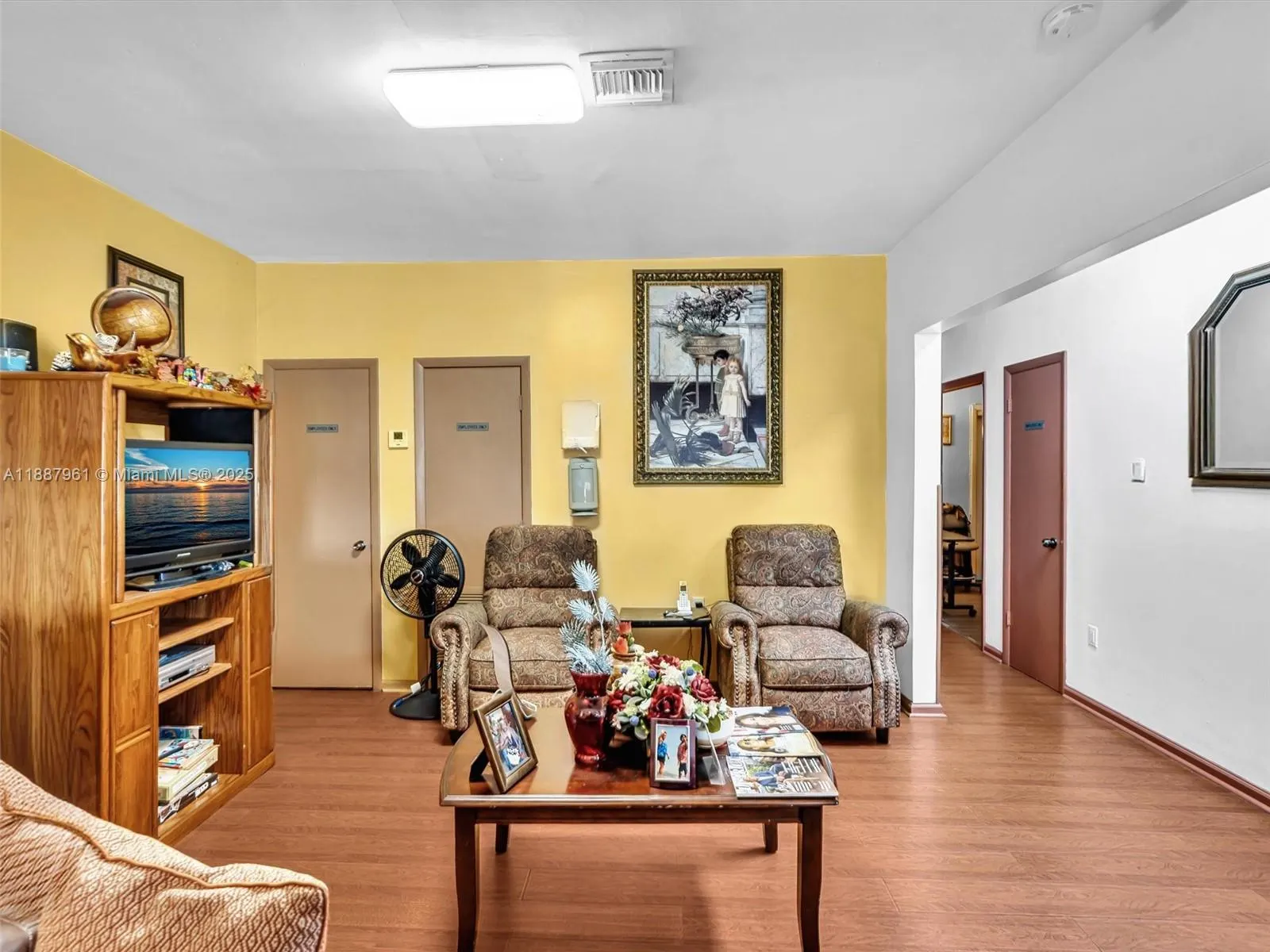 520 NW 49th St