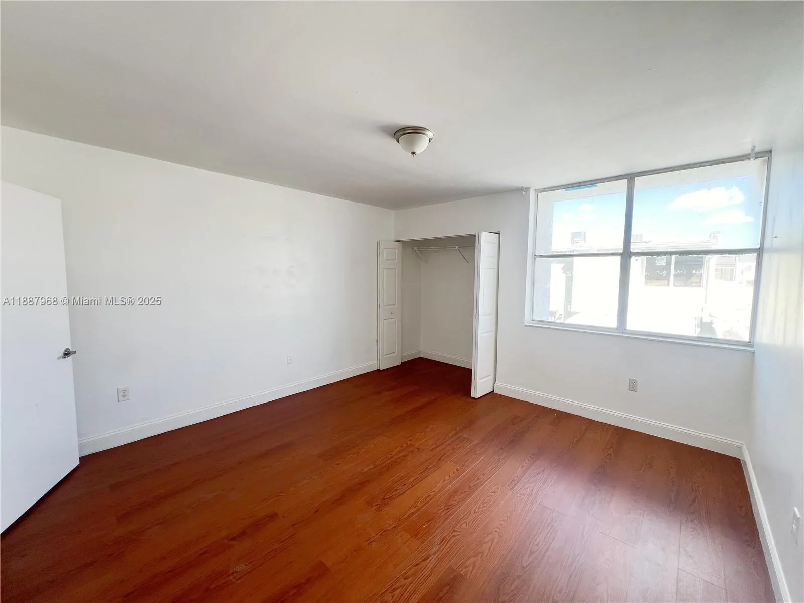 3895 W 9th Way, #14