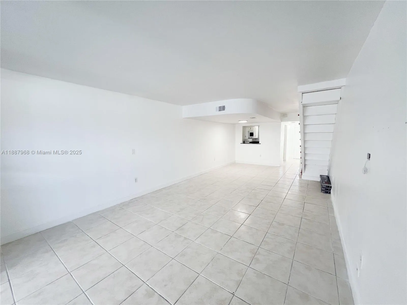 3895 W 9th Way, #14