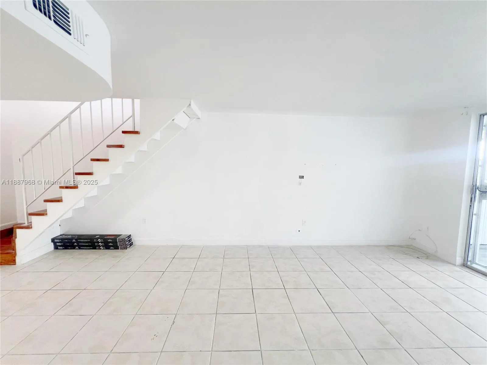 3895 W 9th Way, #14