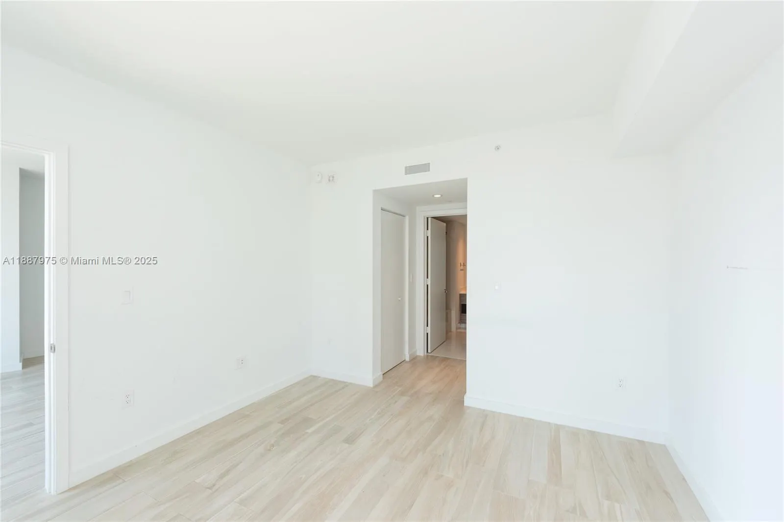 1300 S Miami Ave, #1003