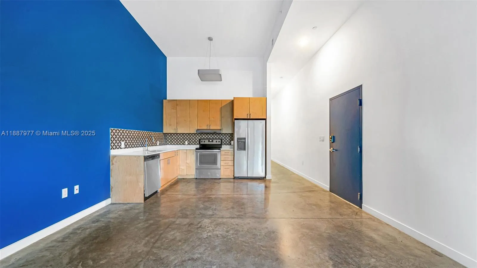 771 NW 1st St, #101