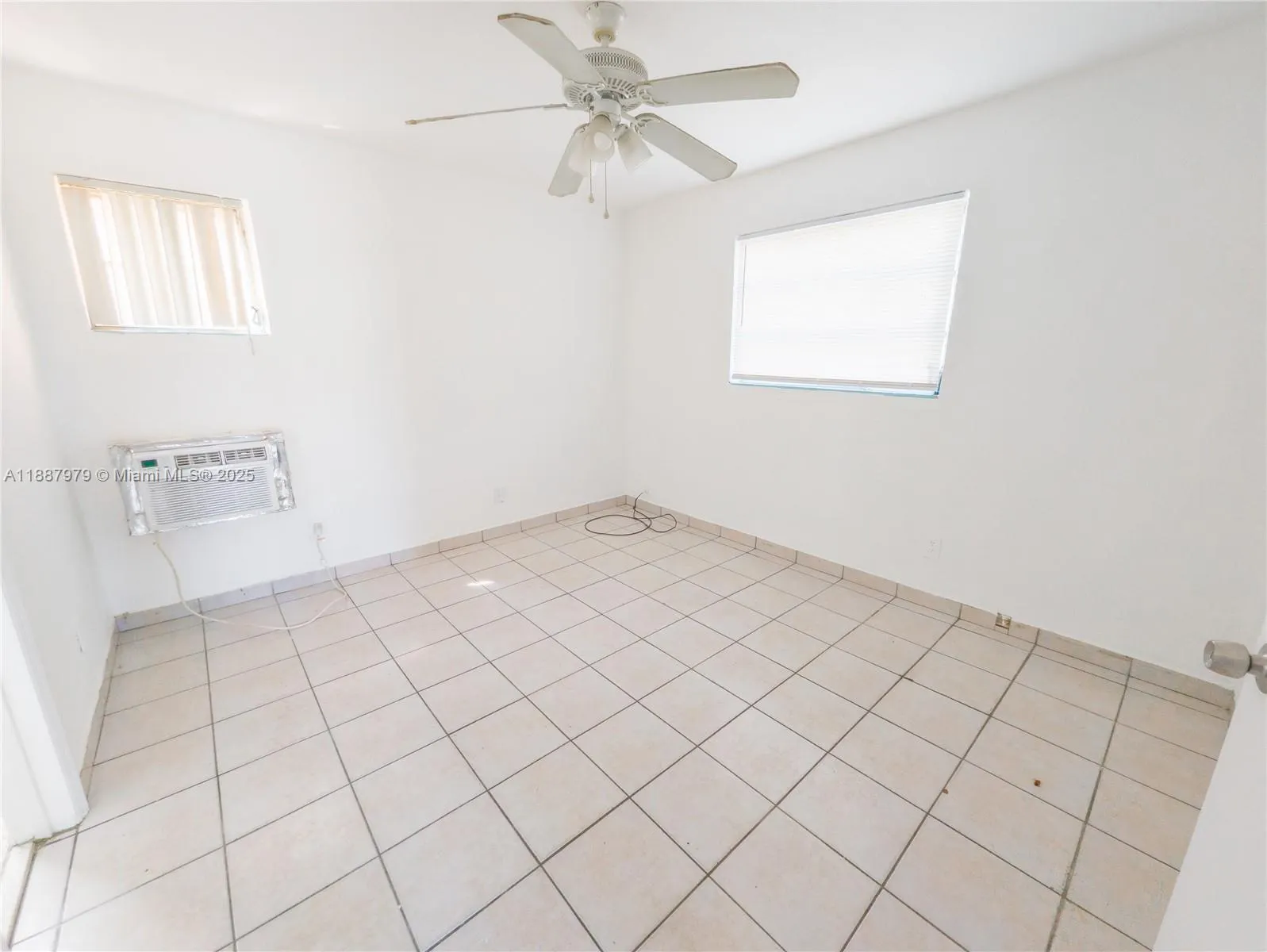 1716 NW 19th St, #1