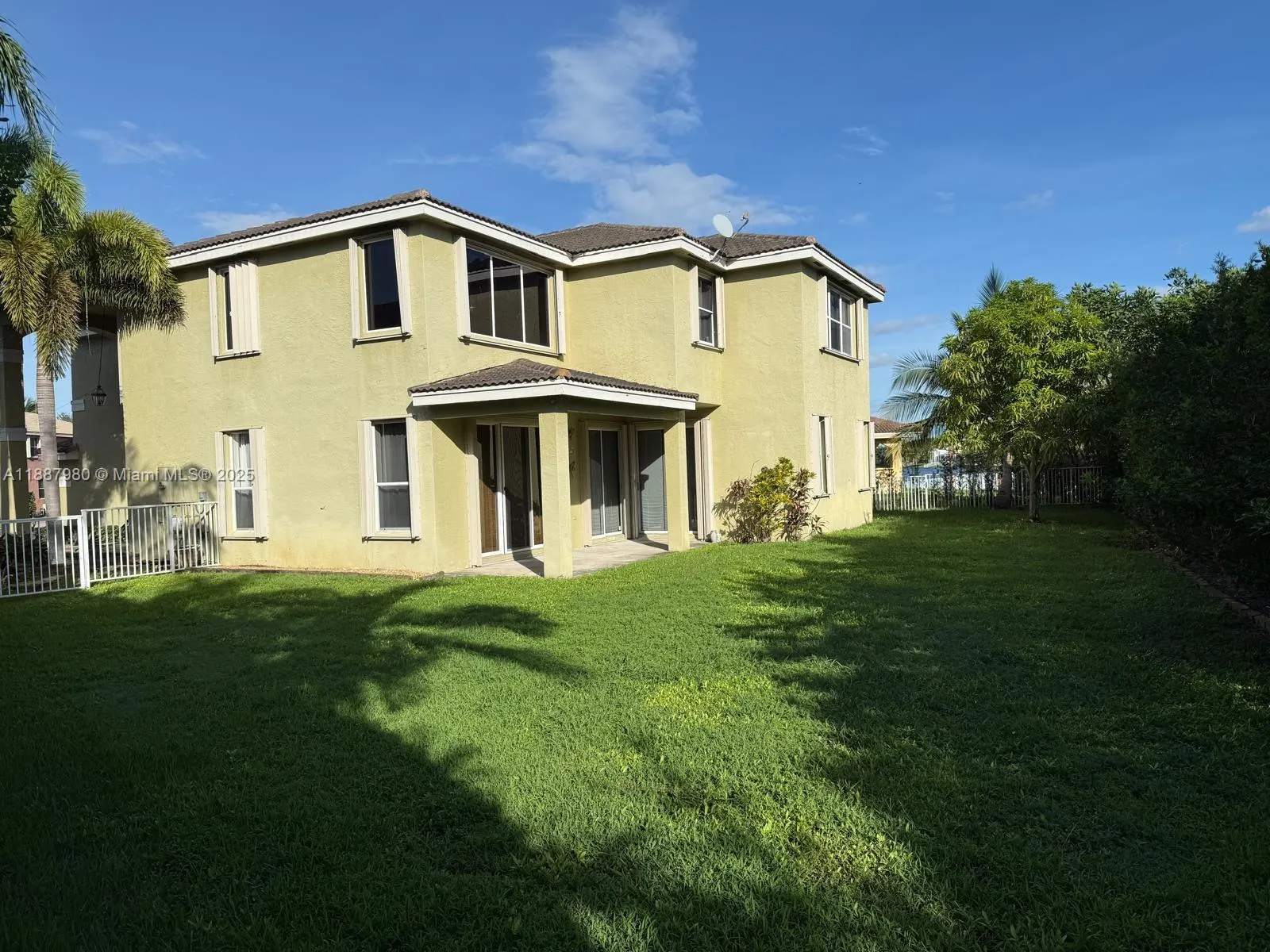 1942 SW 156th Ave