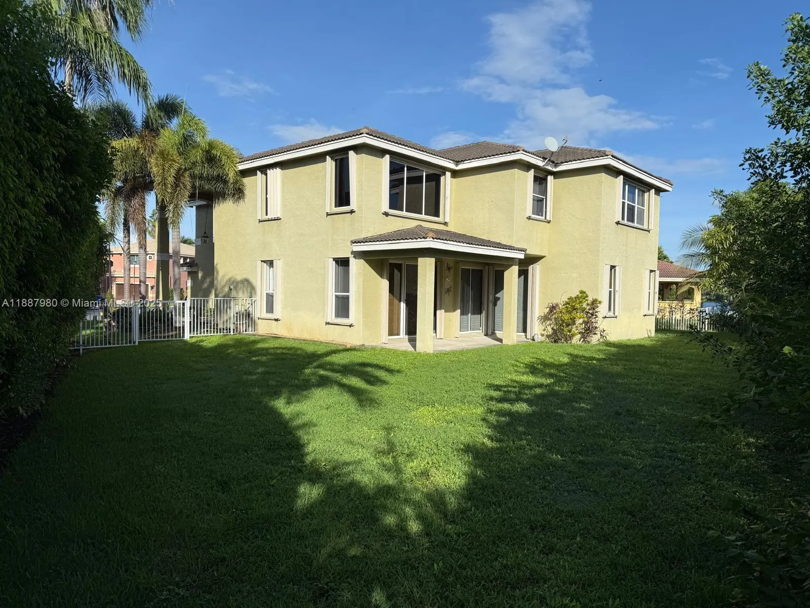1942 SW 156th Ave