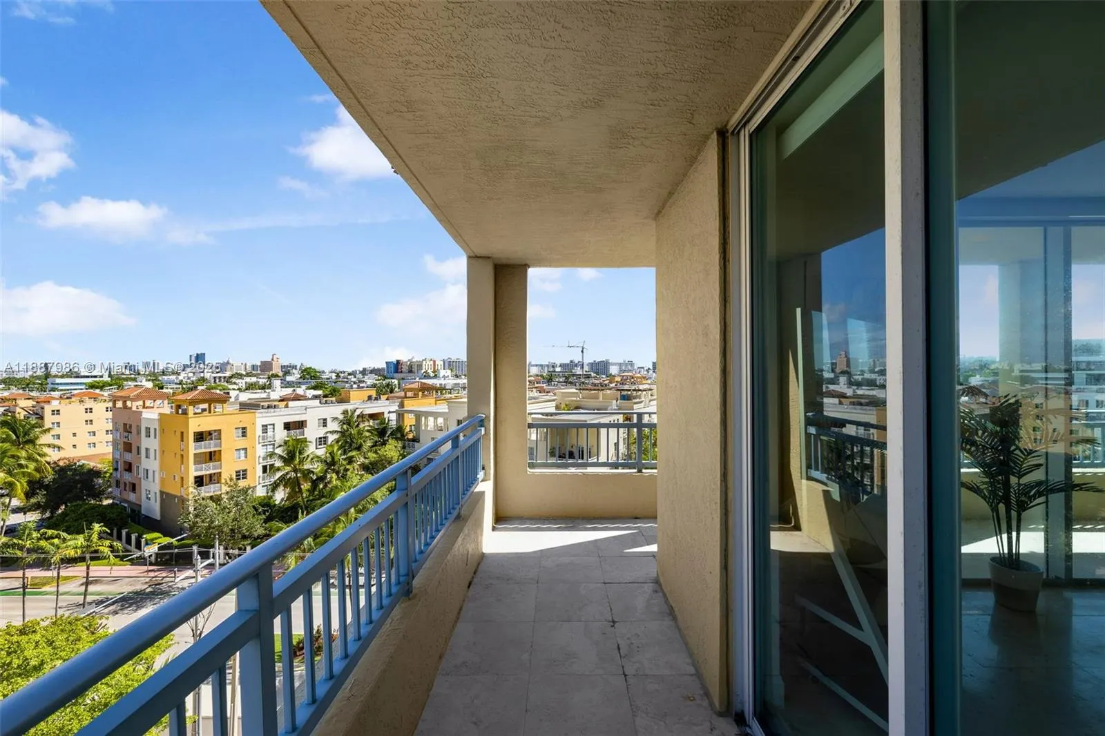 90 Alton Rd, #811