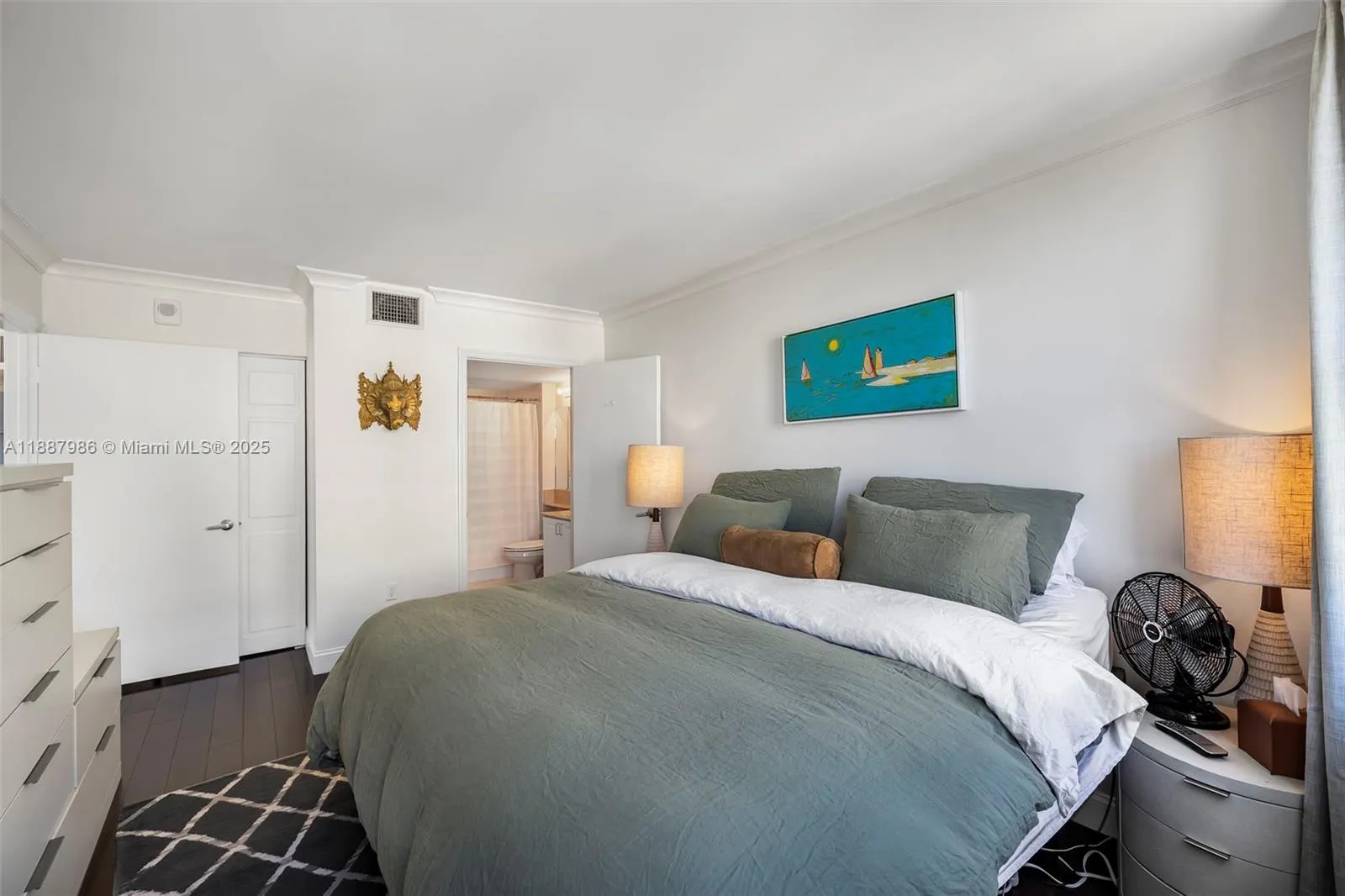 90 Alton Rd, #811