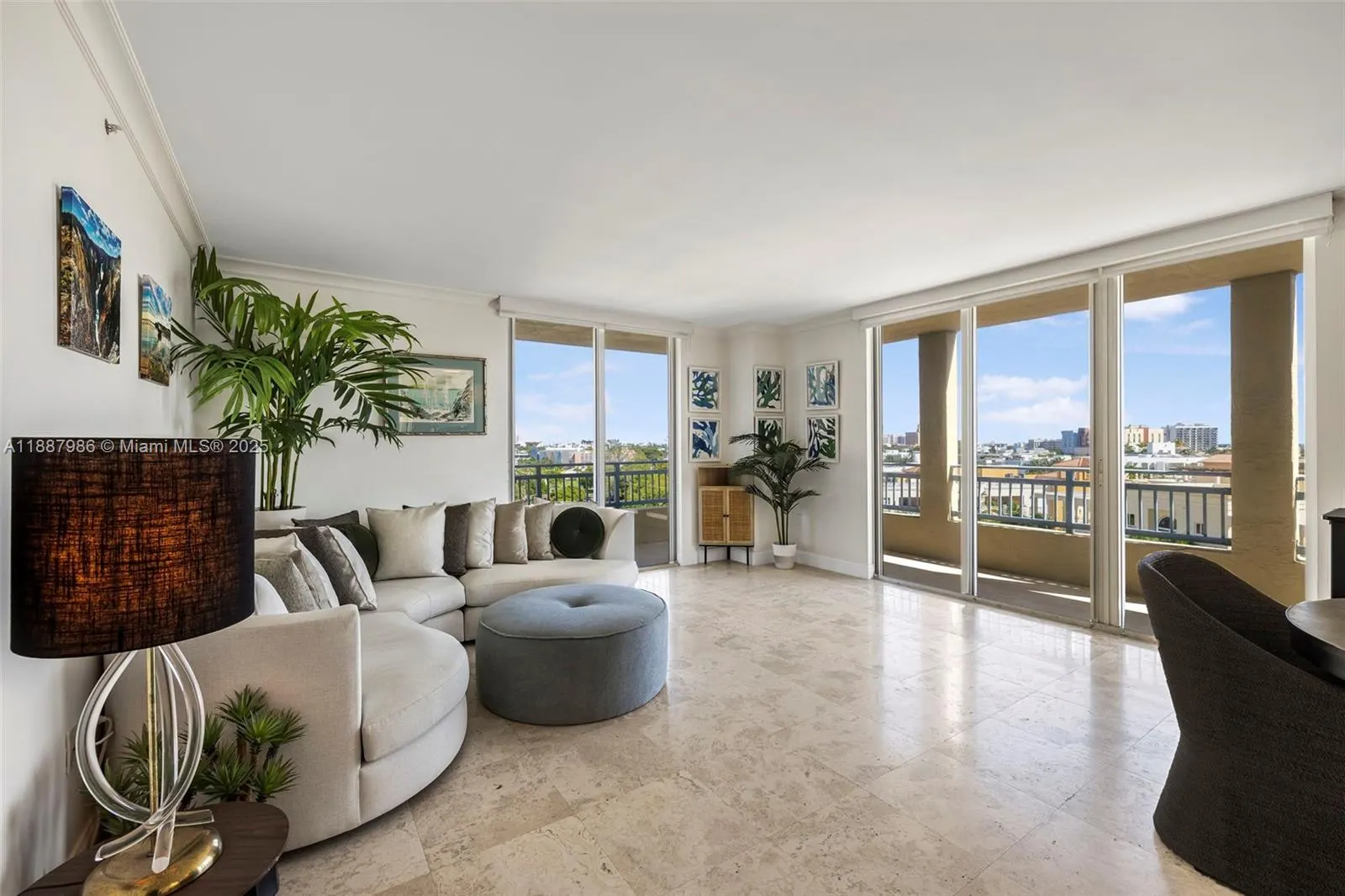 90 Alton Rd, #811