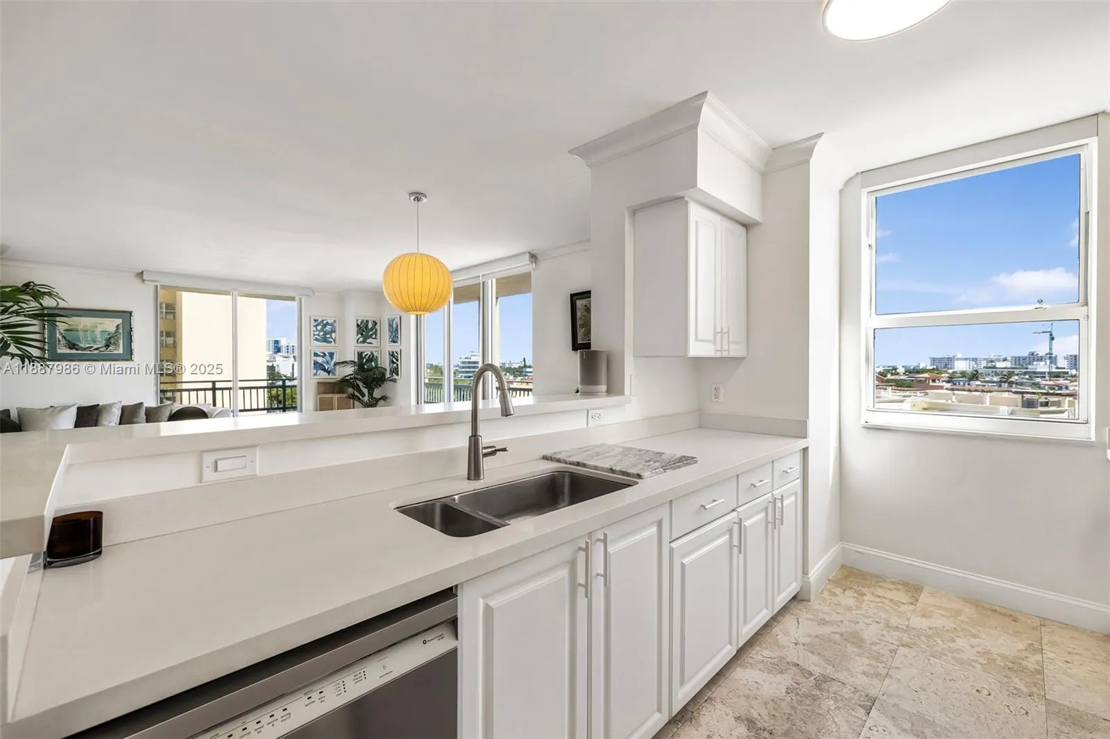 90 Alton Rd, #811