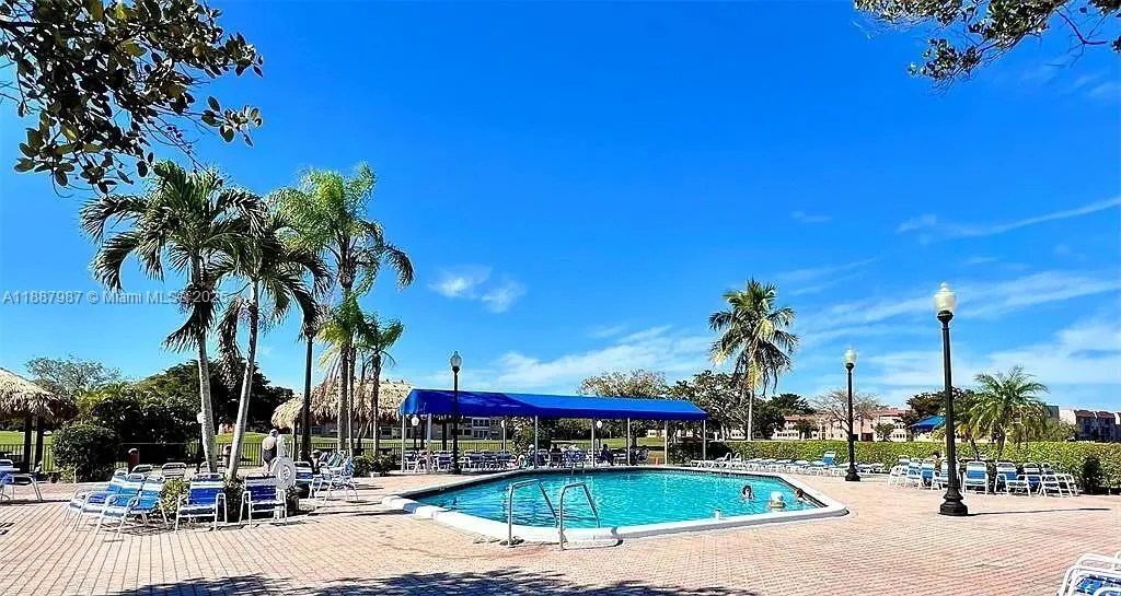 8920 Sunrise Lakes Blvd, #111