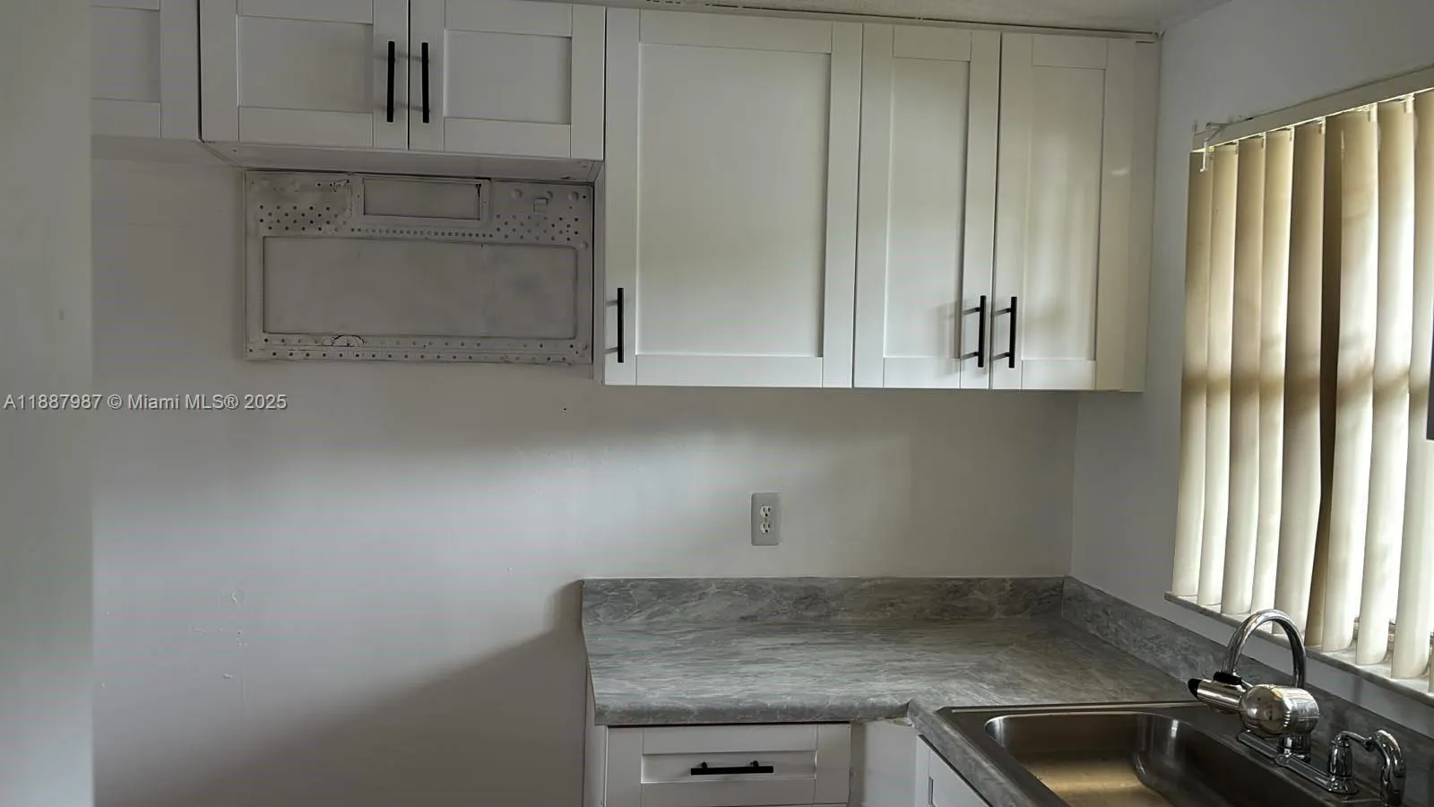 8920 Sunrise Lakes Blvd, #111