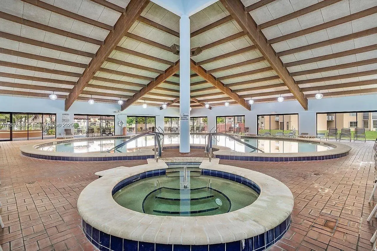 8920 Sunrise Lakes Blvd, #111