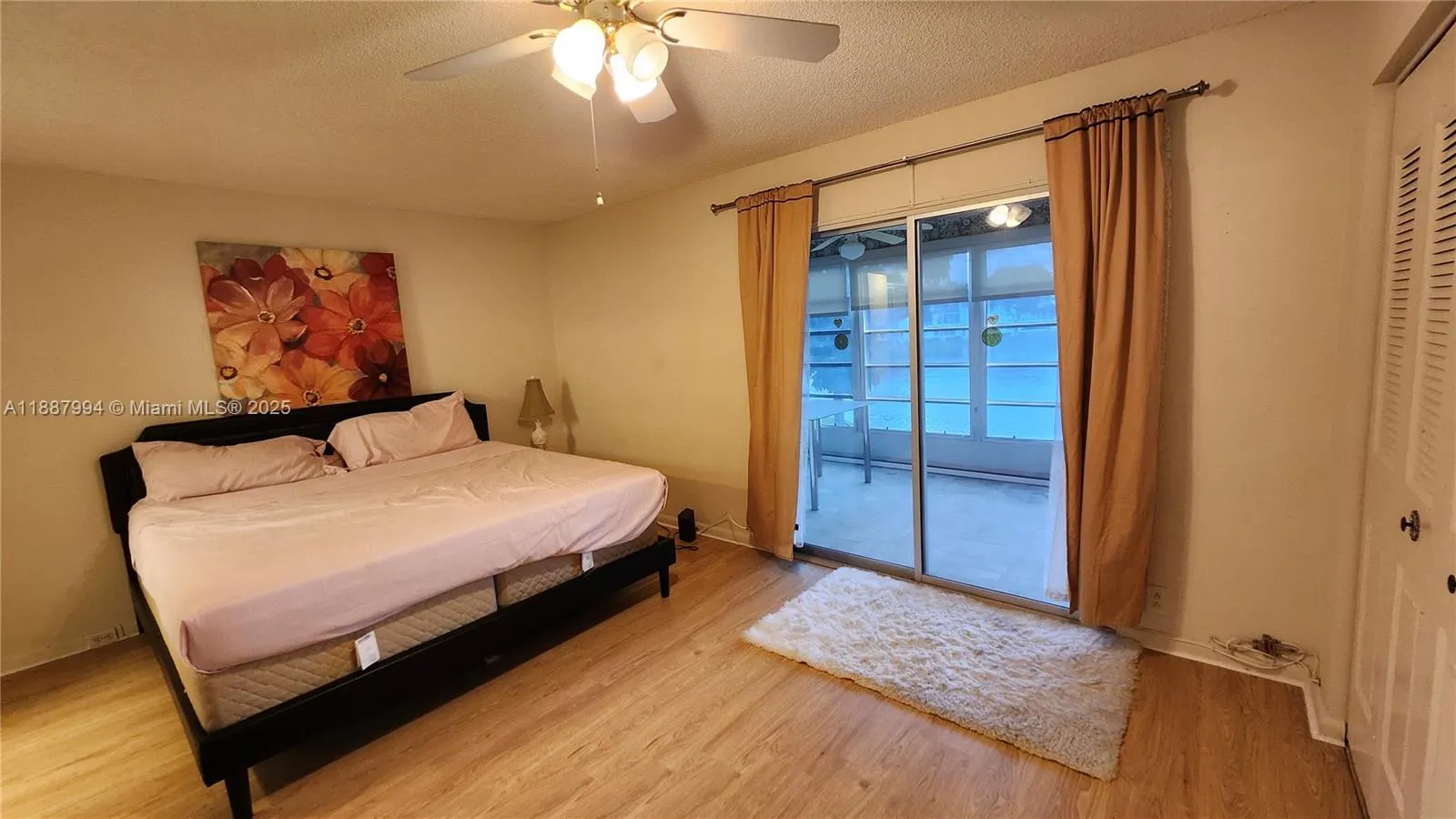 2079 Harwood F, #2079