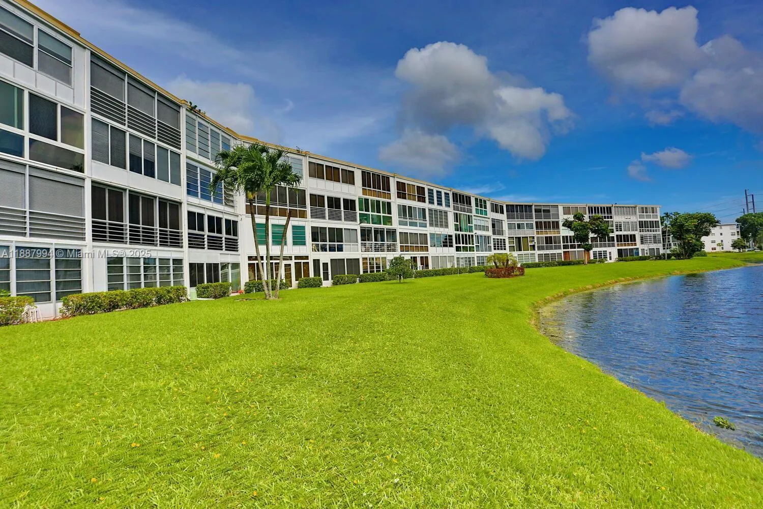 2079 Harwood F, #2079