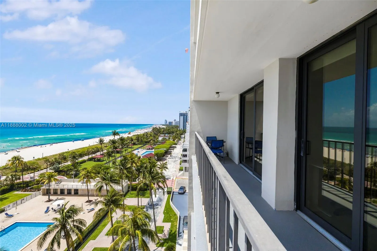 2625 Collins Ave, #907