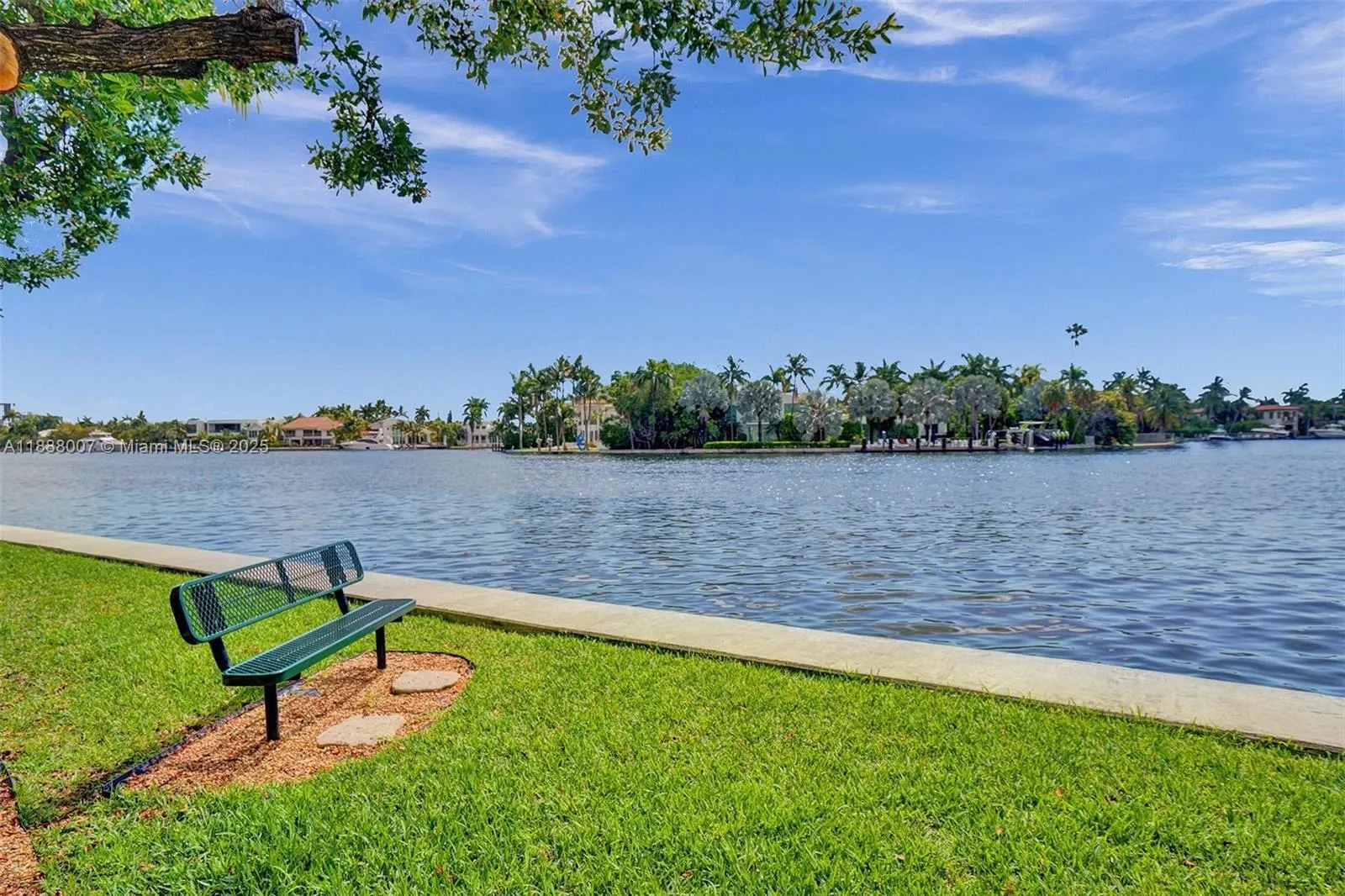 20185 E Country Club Dr, #1409